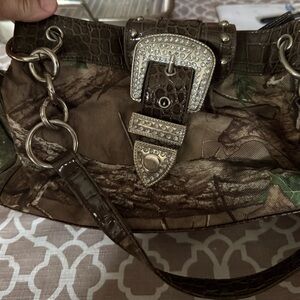 Realtree Brown Shoulder Bag with Rhinestone Buckle